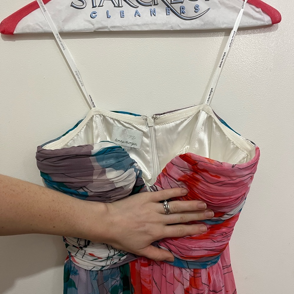 Beautiful Donna Morgan gown